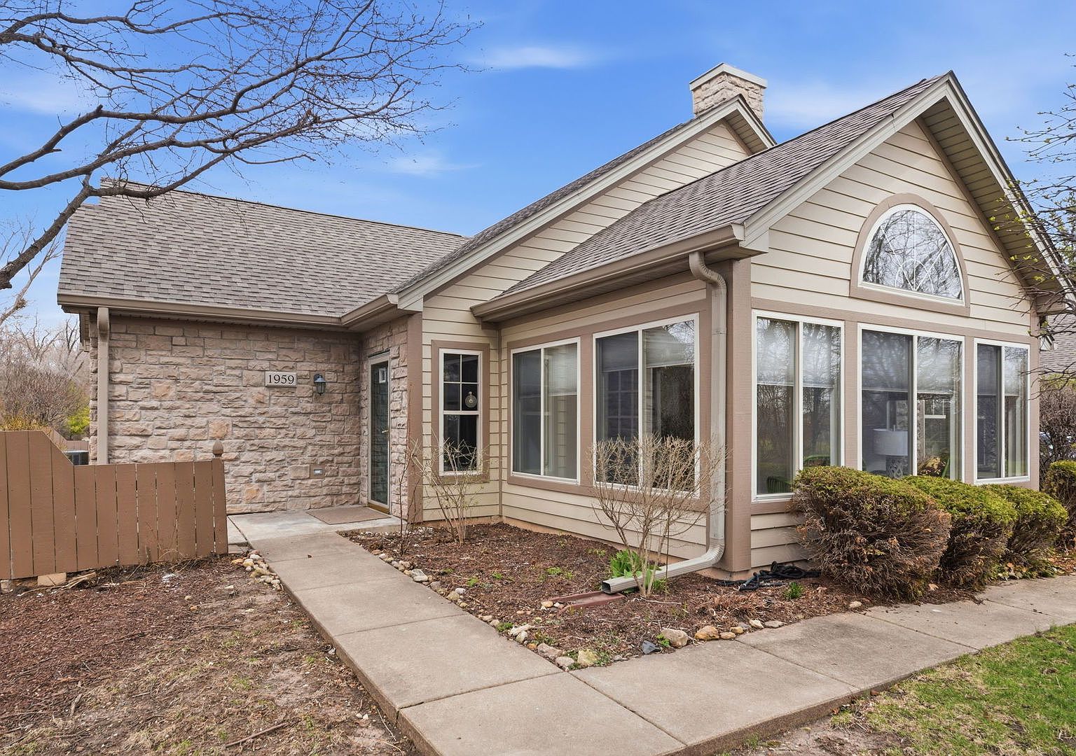 1959 Timberview Dr Joliet, IL 60431 - Thumbnail 3