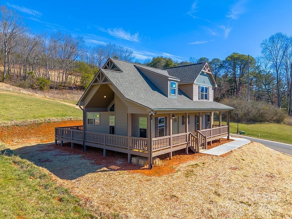 50 Fairview St Franklin, NC 28734 - Thumbnail 3