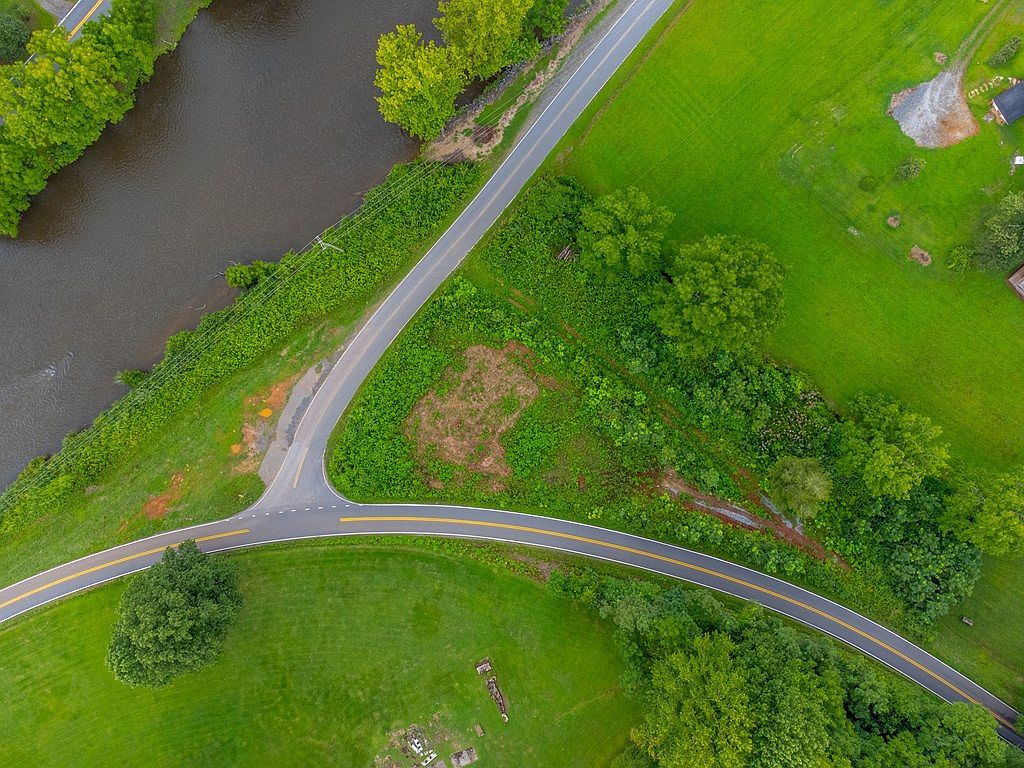 LOT Old Settlement Rd #B Sylva, NC 28779 - Thumbnail 3