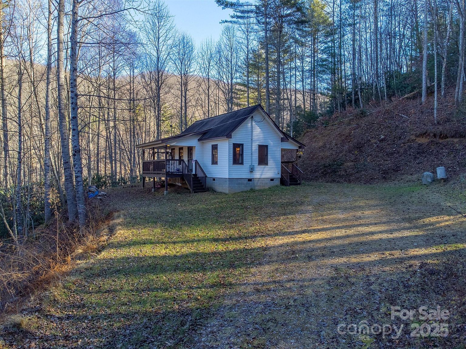 109 Hog Cove Rd Sylva, NC 28779 - Thumbnail 3