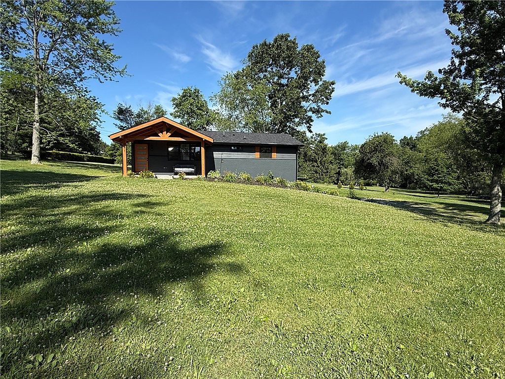 291 Simon Dr Butler, PA 16002 - Thumbnail 3