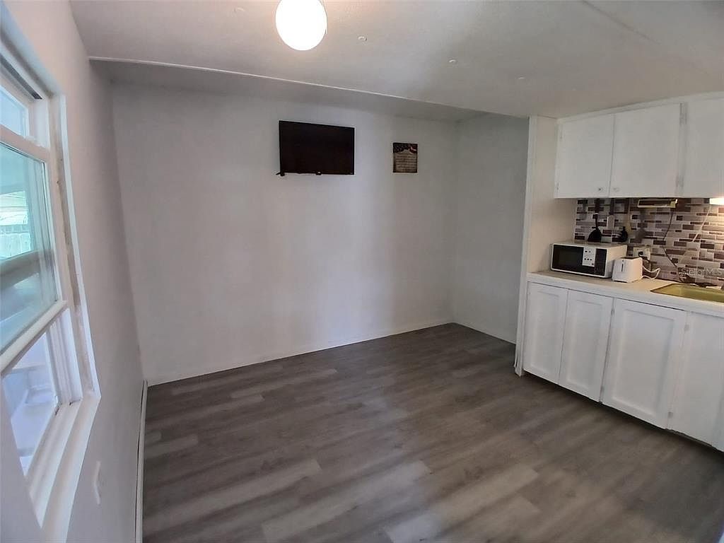 6604 Sandra Dr Port Richey, FL 34668 - Thumbnail 3