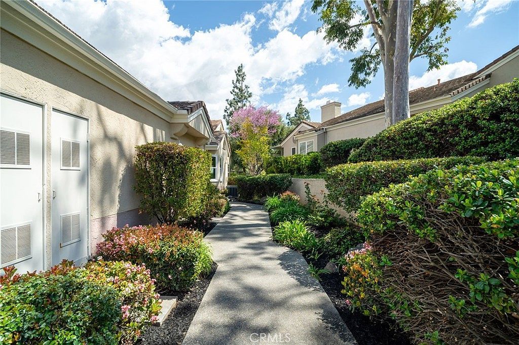 38510 Glen Abbey Ln Murrieta, CA 92562 - Thumbnail 3