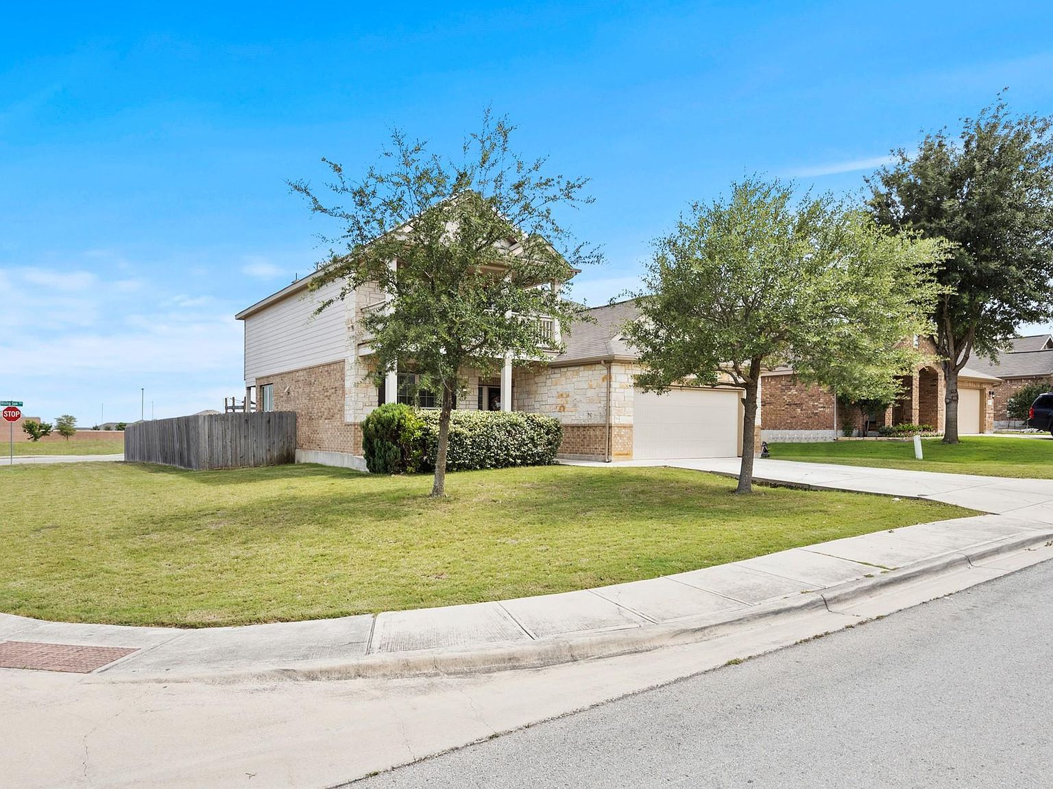 1821 Logan Trl New Braunfels, TX 78130 - Thumbnail 3