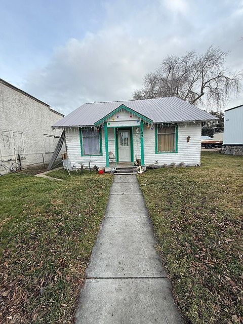 1024 Main St Corvallis, MT 59828 - Thumbnail 3