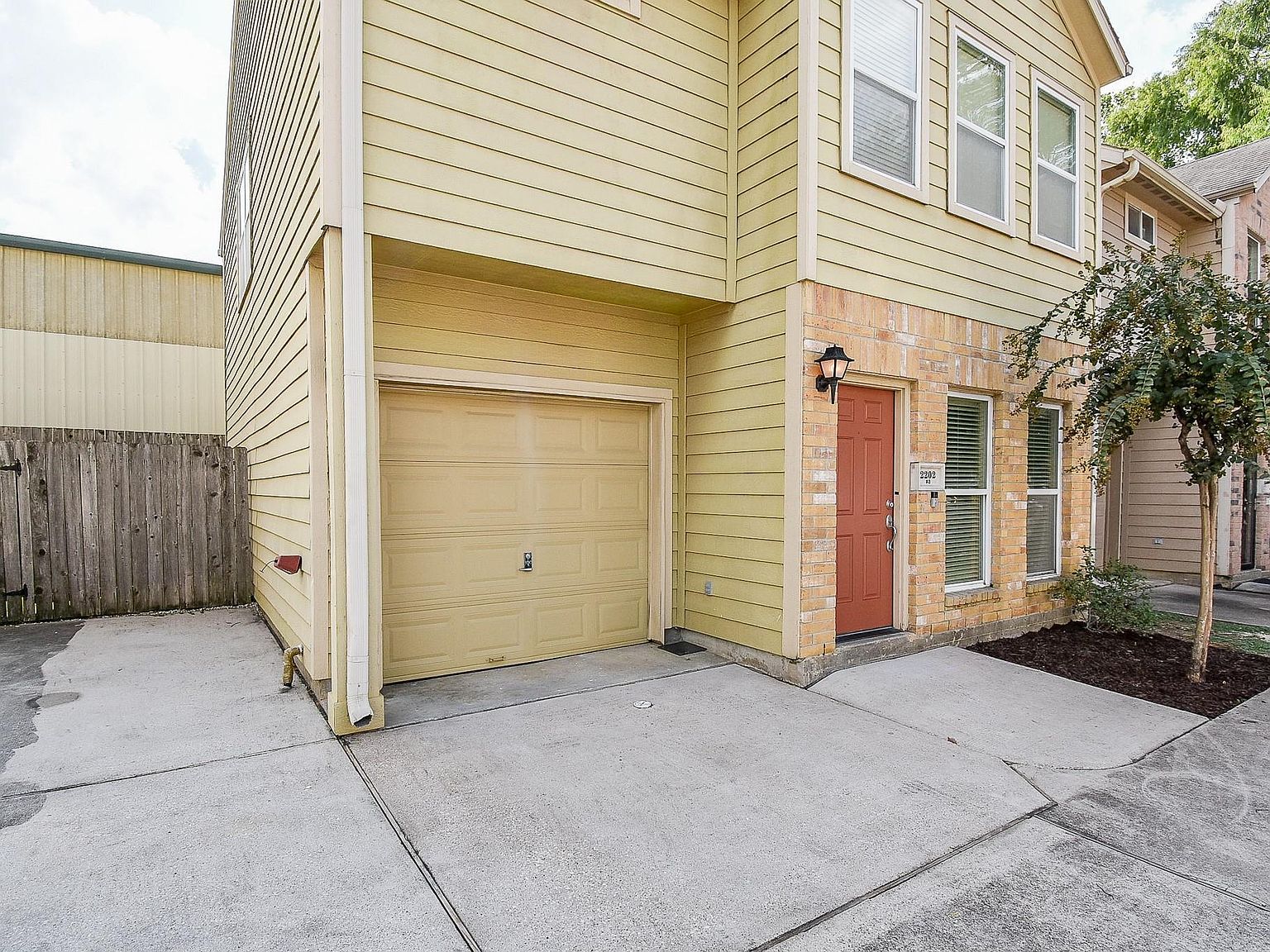 2202 Naomi St UNIT 3 Houston, TX 77054 - Thumbnail 3