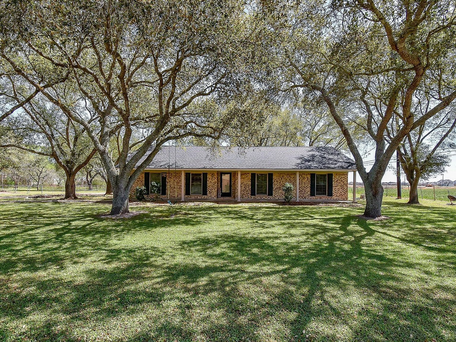 2719 Vail St Rosenberg, TX 77471 - Thumbnail 3