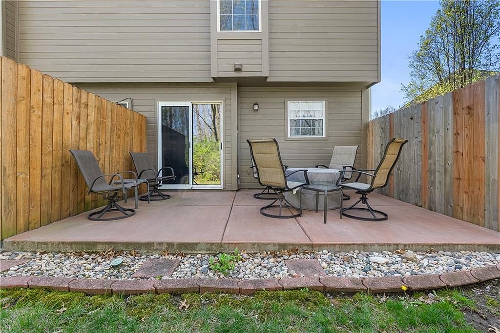 6157 NE Moonstone Ct Lees Summit, MO 64064 - Thumbnail 3