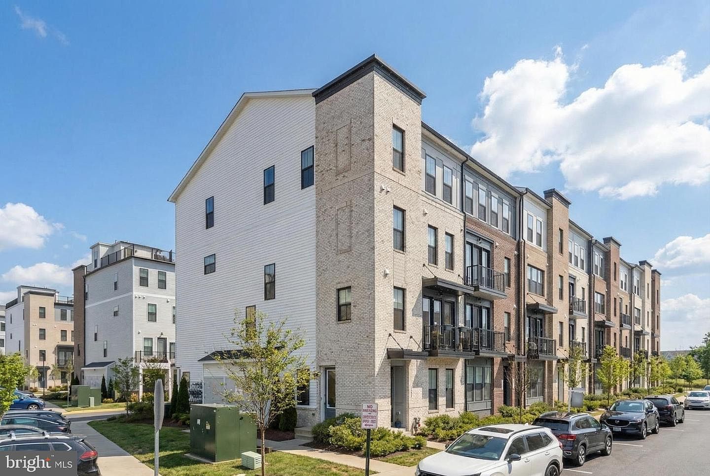 43255 Farringdon Sq Ashburn, VA 20148 - Thumbnail 3