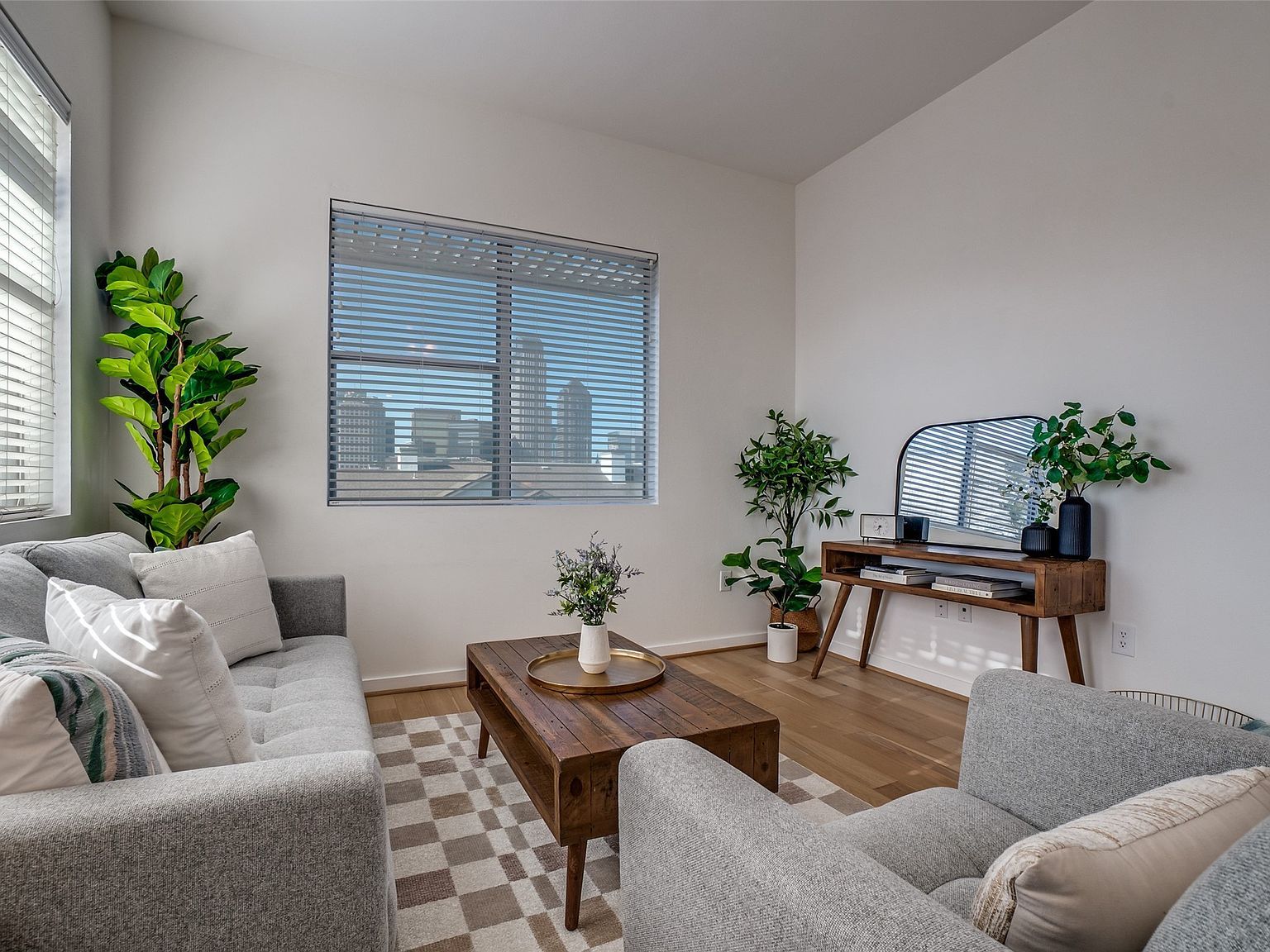 3015 Bryan St APT 3B Dallas, TX 75204 - Thumbnail 3