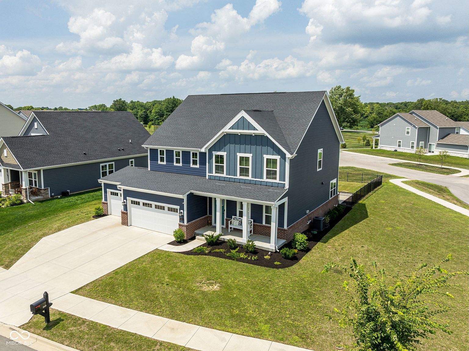 569 Wilsons Farm Dr Fortville, IN 46040 - Thumbnail 3