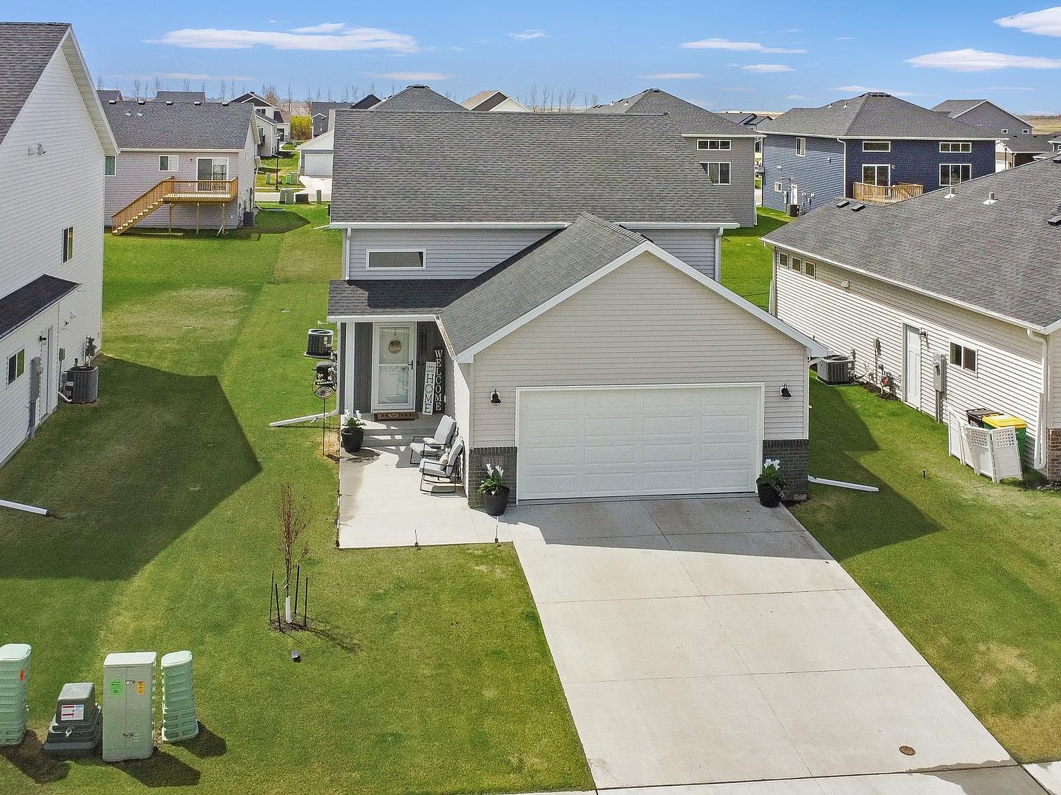 1151 Marlys Dr W West Fargo, ND 58078 - Thumbnail 3
