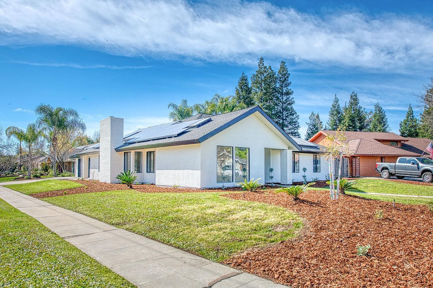 8453 N 1st St Fresno, CA 93720 - Thumbnail 3