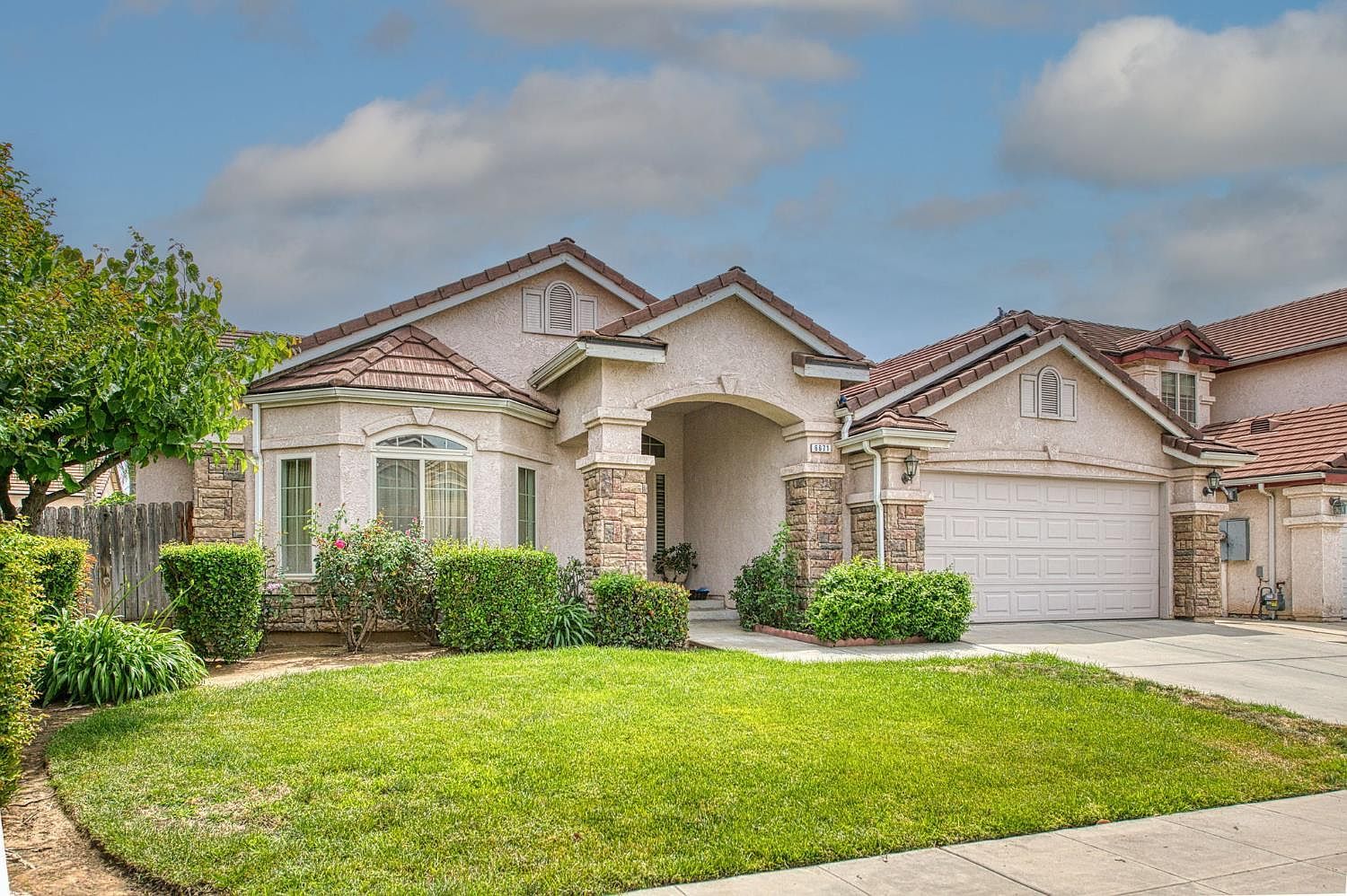 6671 E Simpson Ave Fresno, CA 93727 - Thumbnail 3