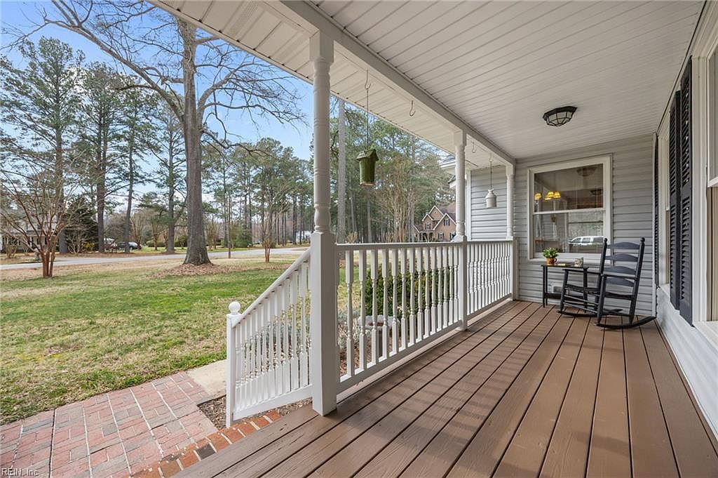 100 Minton Way Smithfield, VA 23430 - Thumbnail 3