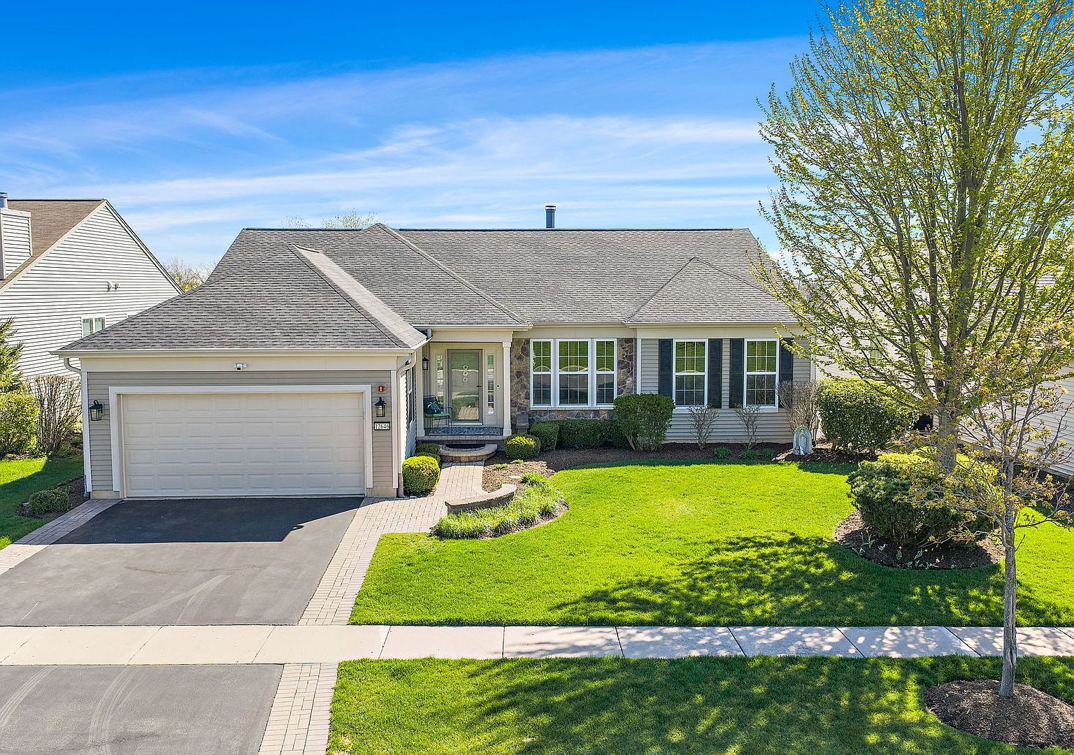 12646 Carmel Ln Huntley, IL 60142 - Thumbnail 3