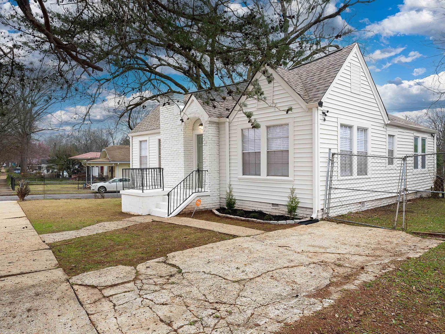 1130 16th St SW Birmingham, AL 35211 - Thumbnail 3