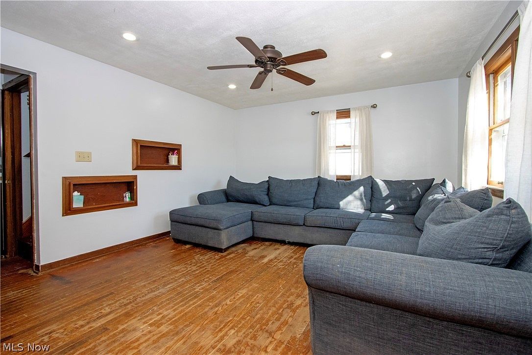 2874 Melrose Dr Wooster, OH 44691 - Thumbnail 3