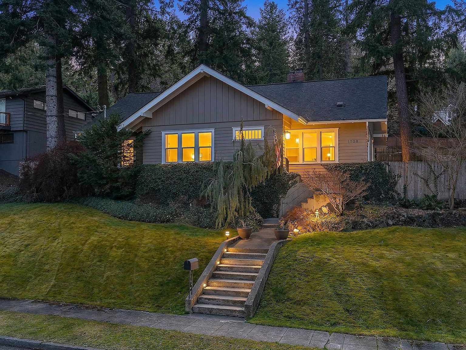 1708 E 18th Ave Spokane, WA 99203 - Thumbnail 3