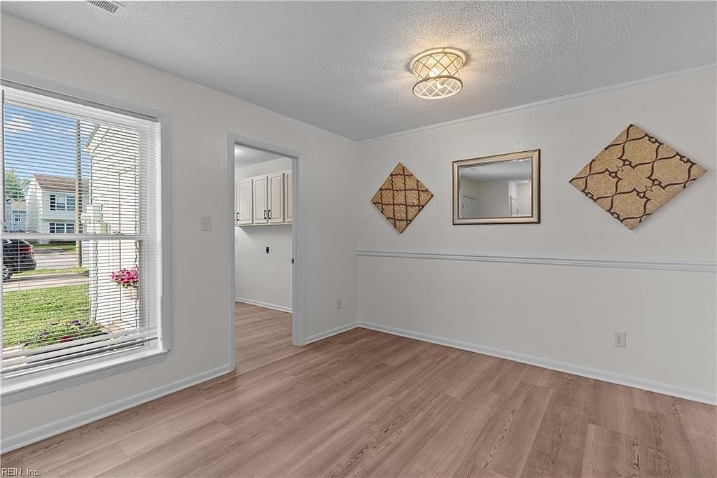 5646 Gregory Ct Portsmouth, VA 23703 - Thumbnail 3