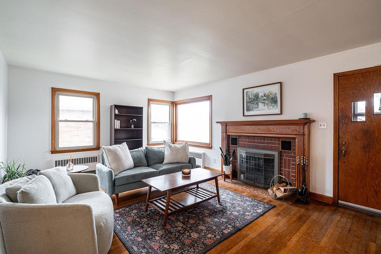 3436 E Van Norman Ave Cudahy, WI 53110 - Thumbnail 3