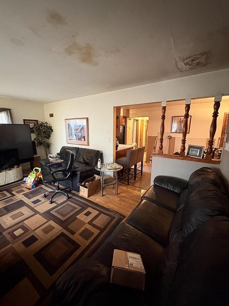 2048 N 35th St Milwaukee, WI 53208 - Thumbnail 3