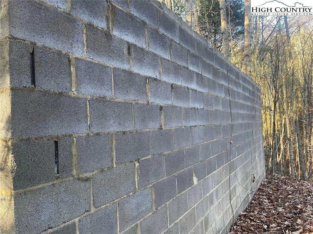 306 Marshalls Way Jefferson, NC 28640 - Thumbnail 3