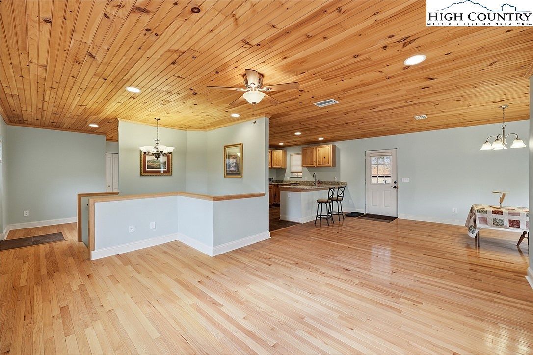 424 McKinley Ridge Rd Lansing, NC 28643 - Thumbnail 3