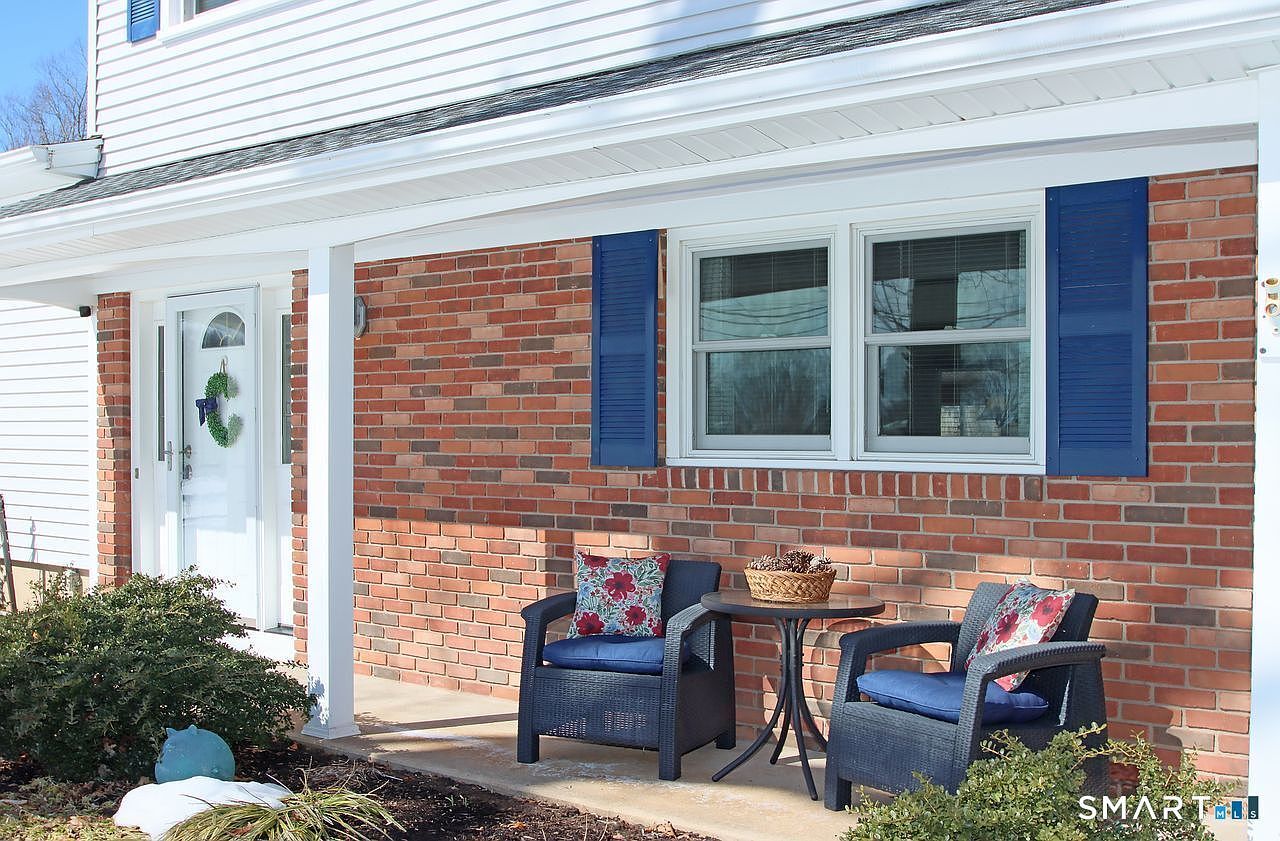 7 Old Forge Rd North Haven, CT 06473 - Thumbnail 3