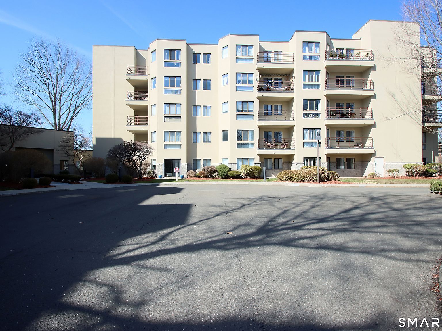 1204 Whitney Ave APT 204 Hamden, CT 06517 - Thumbnail 3
