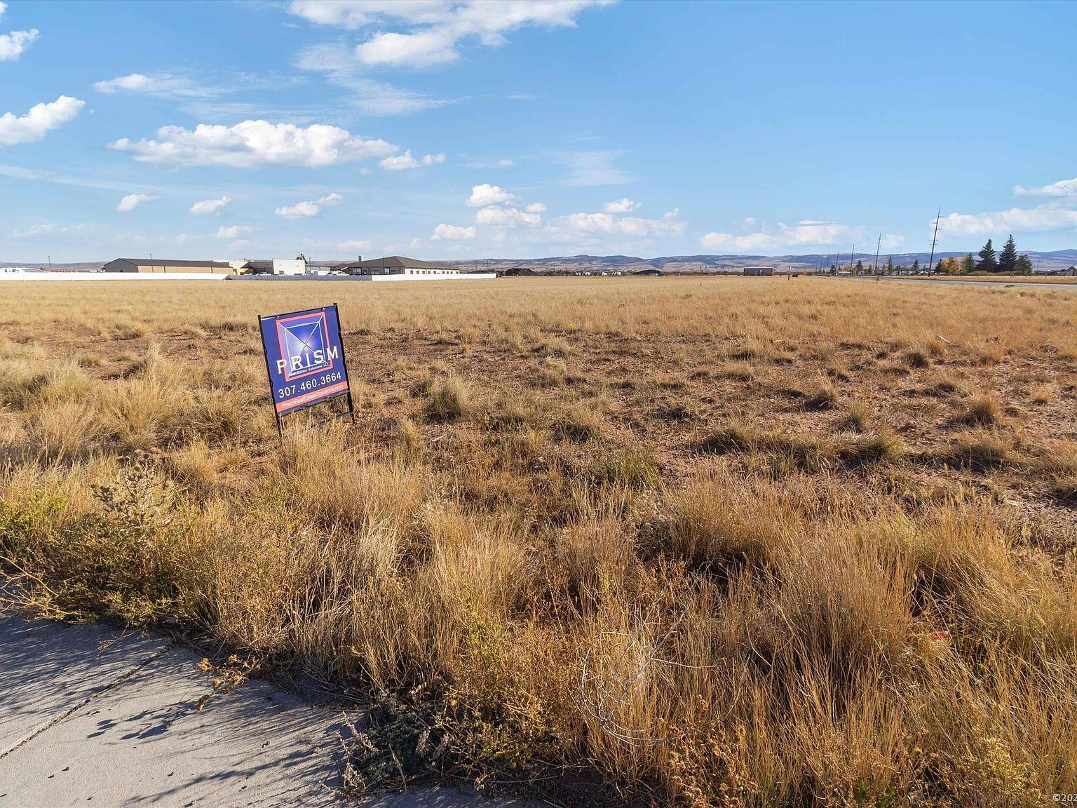 3921 Cherrywood West Loop #B2-L1 Laramie, WY 82070 - Thumbnail 3