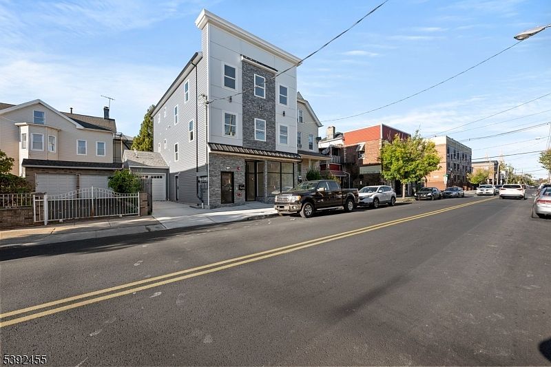 54-56 2nd St Elizabethport, NJ 07206 - Thumbnail 3