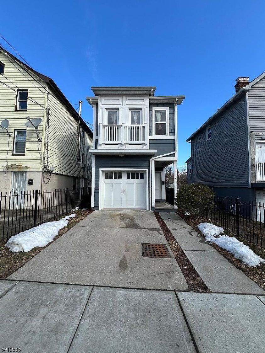 185 Parrow St Orange, NJ 07050 - Thumbnail 3