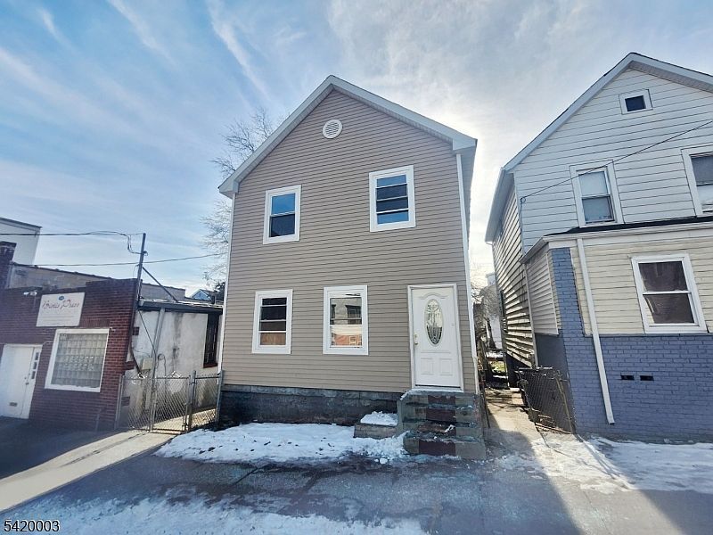 1312 Clinton Ave Irvington, NJ 07111 - Thumbnail 3