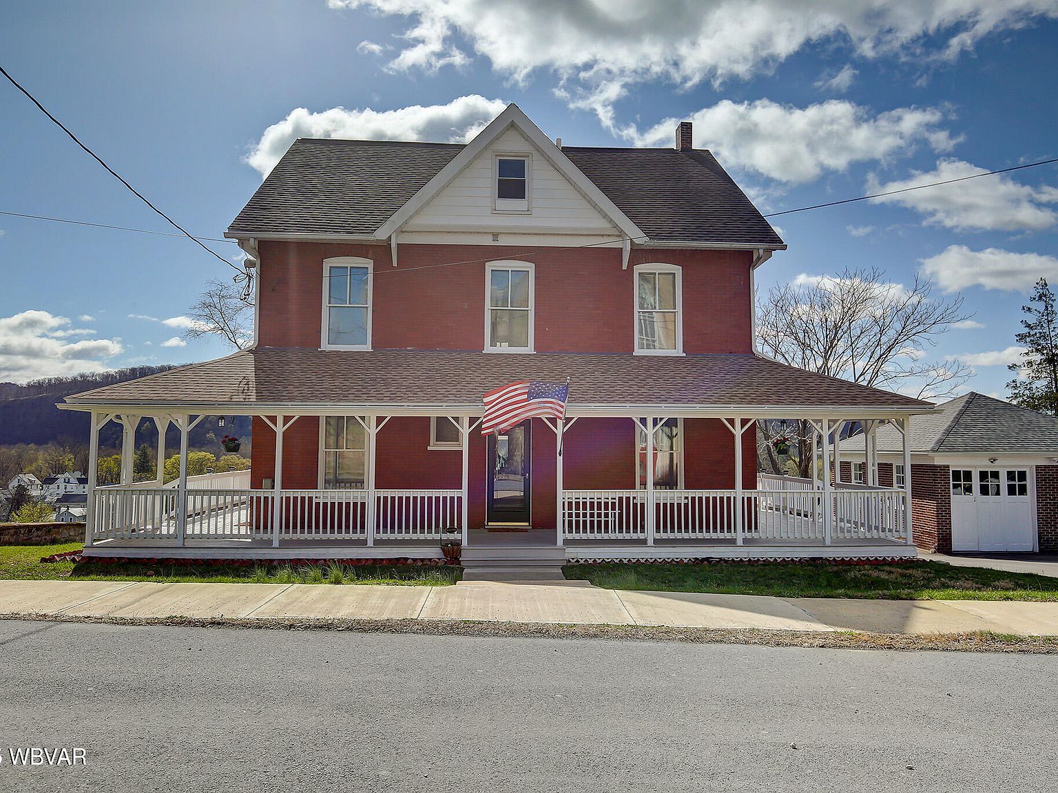 53 E Houston Ave Montgomery, PA 17752 - Thumbnail 3