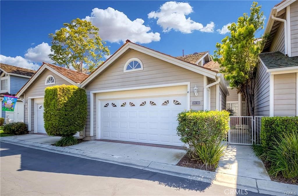 641 Wakefield Ct Unit 102 Long Beach, CA 90803 - Thumbnail 3