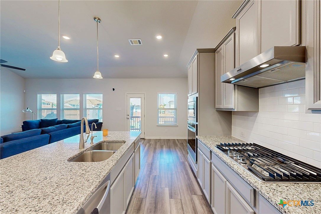 10259 Juniper Oaks Boerne, TX 78006 - Thumbnail 3