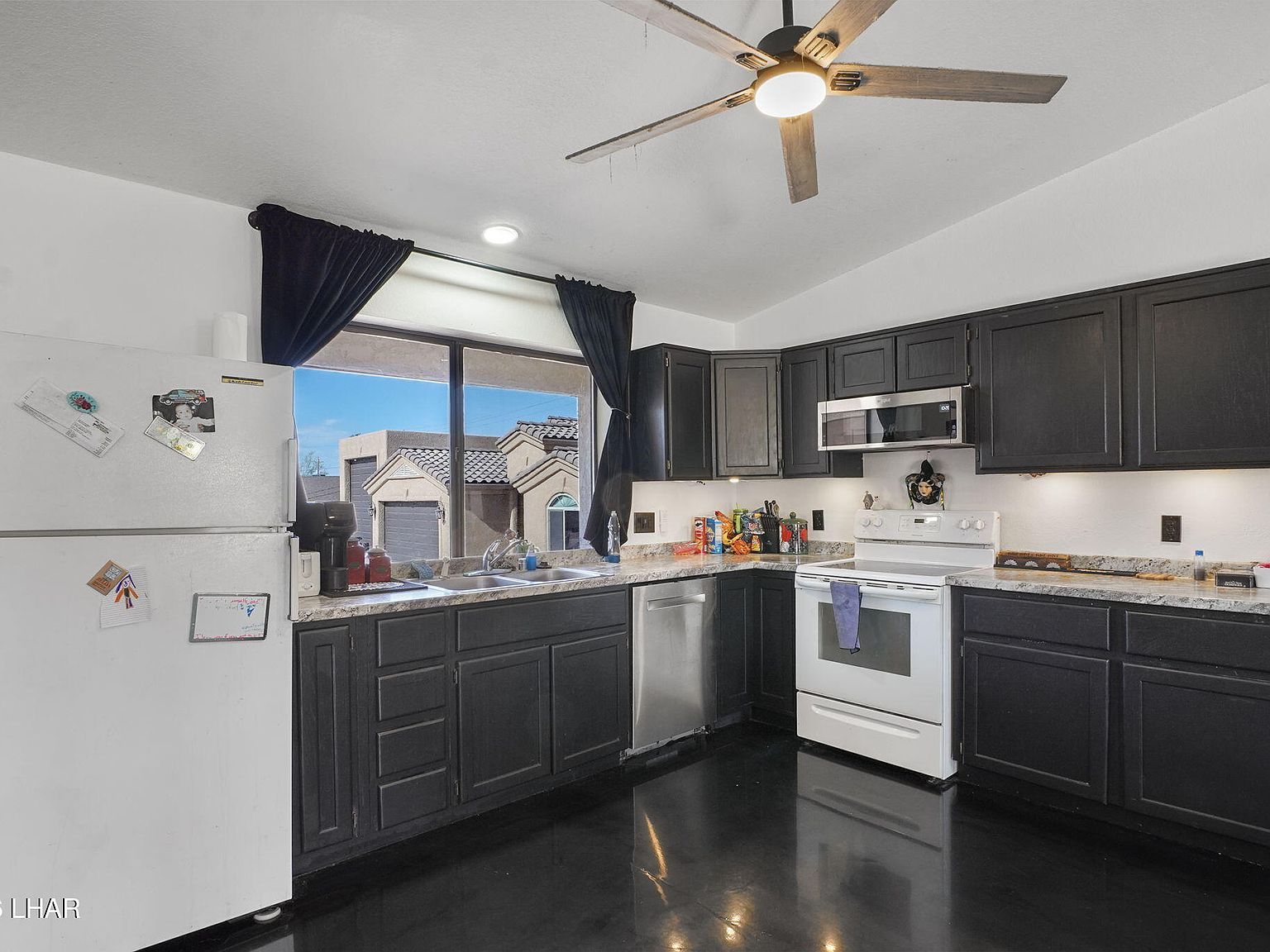 3461 Laredo Ln Lake Havasu City, AZ 86406 - Thumbnail 3