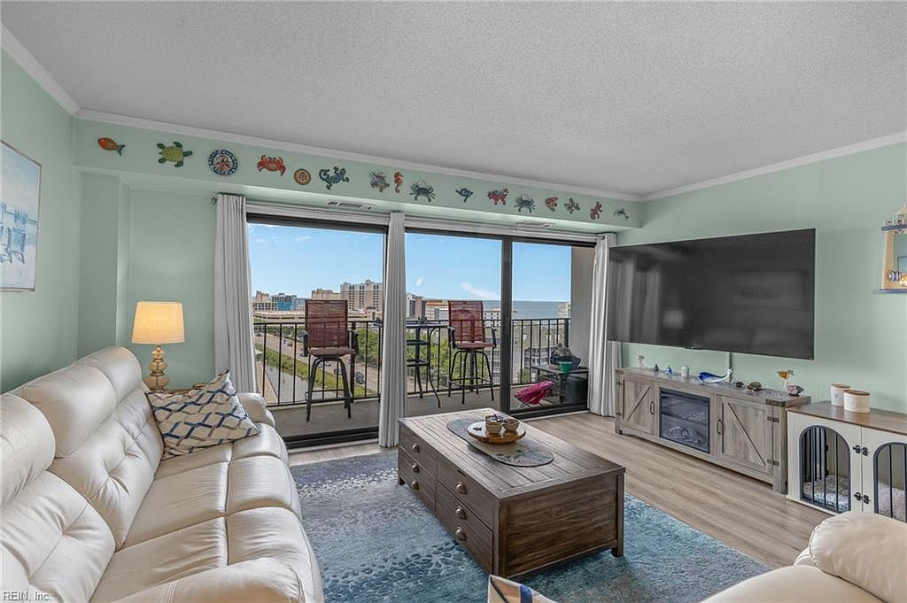 500 Pacific Ave APT 1012 Virginia Beach, VA 23451 - Thumbnail 3