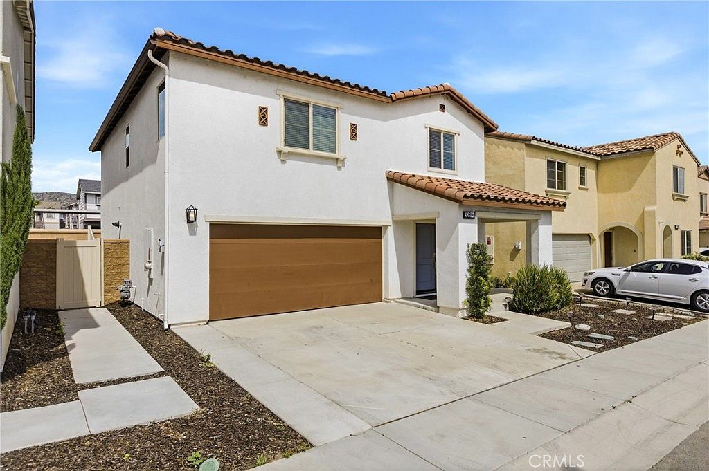 32894 Crown Point Ln Lake Elsinore, CA 92530 - Thumbnail 3