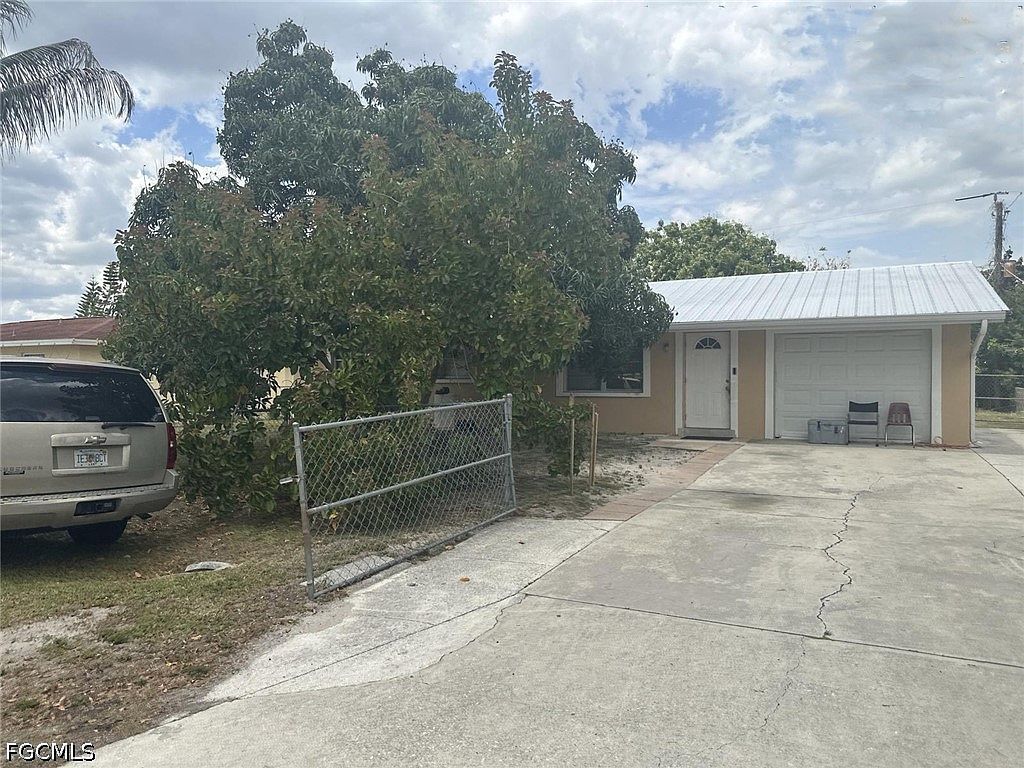 13314 2nd St Fort Myers, FL 33905 - Thumbnail 3