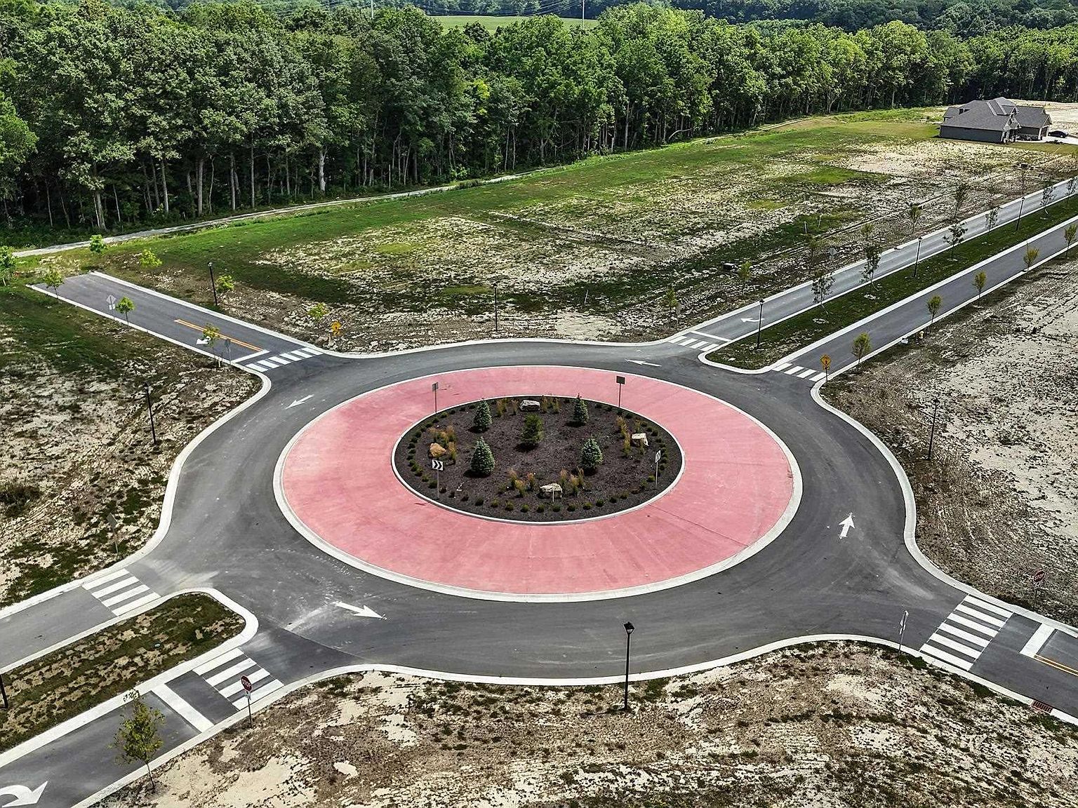 9007 Kepler Blvd Fort Wayne, IN 46825 - Thumbnail 3