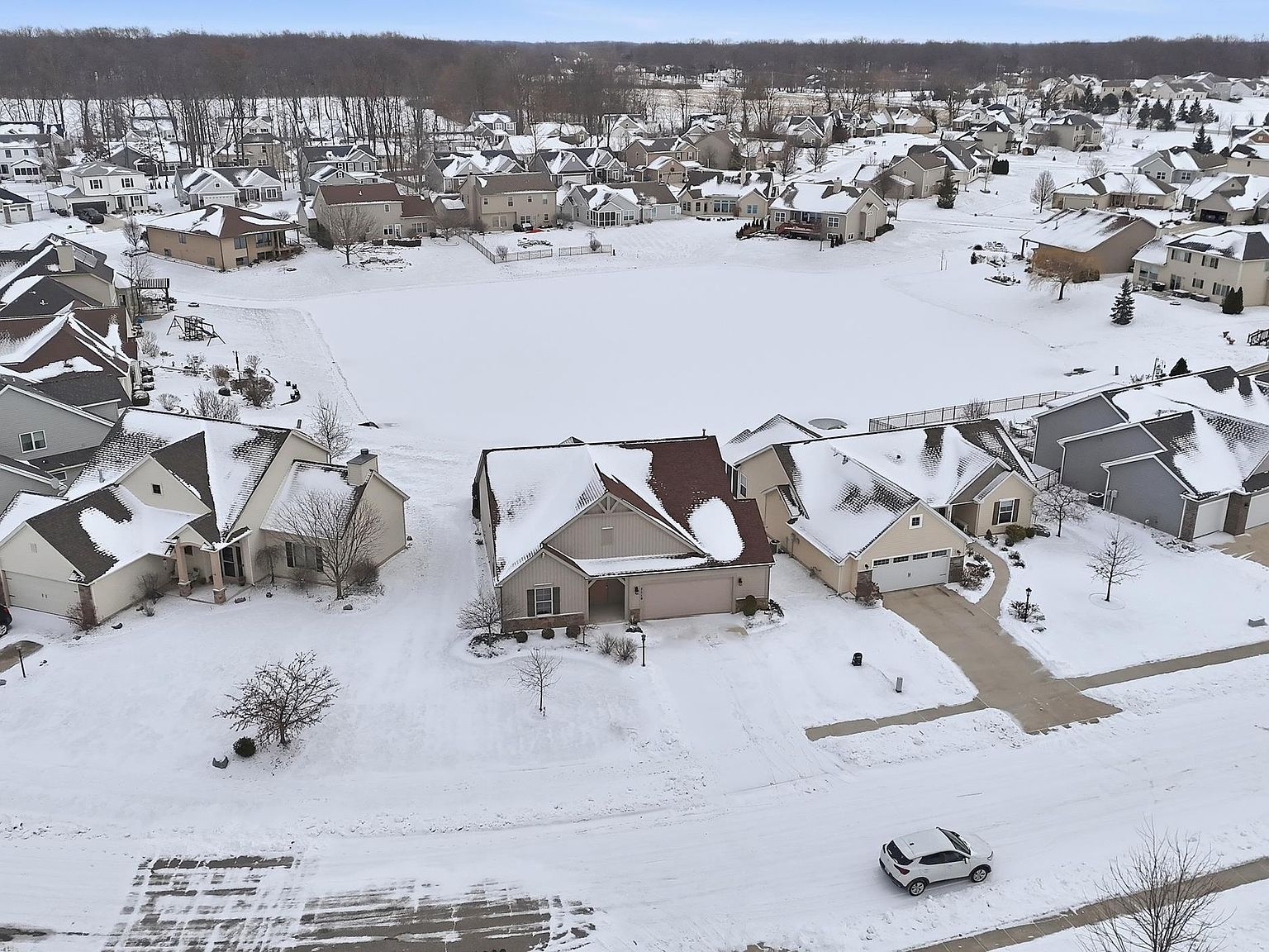 7119 Evansbrook Dr Fort Wayne, IN 46835 - Thumbnail 3