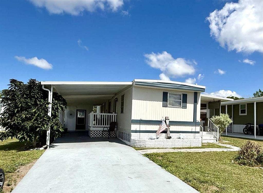 5516 Holiday Park Blvd North Port, FL 34287 - Thumbnail 3