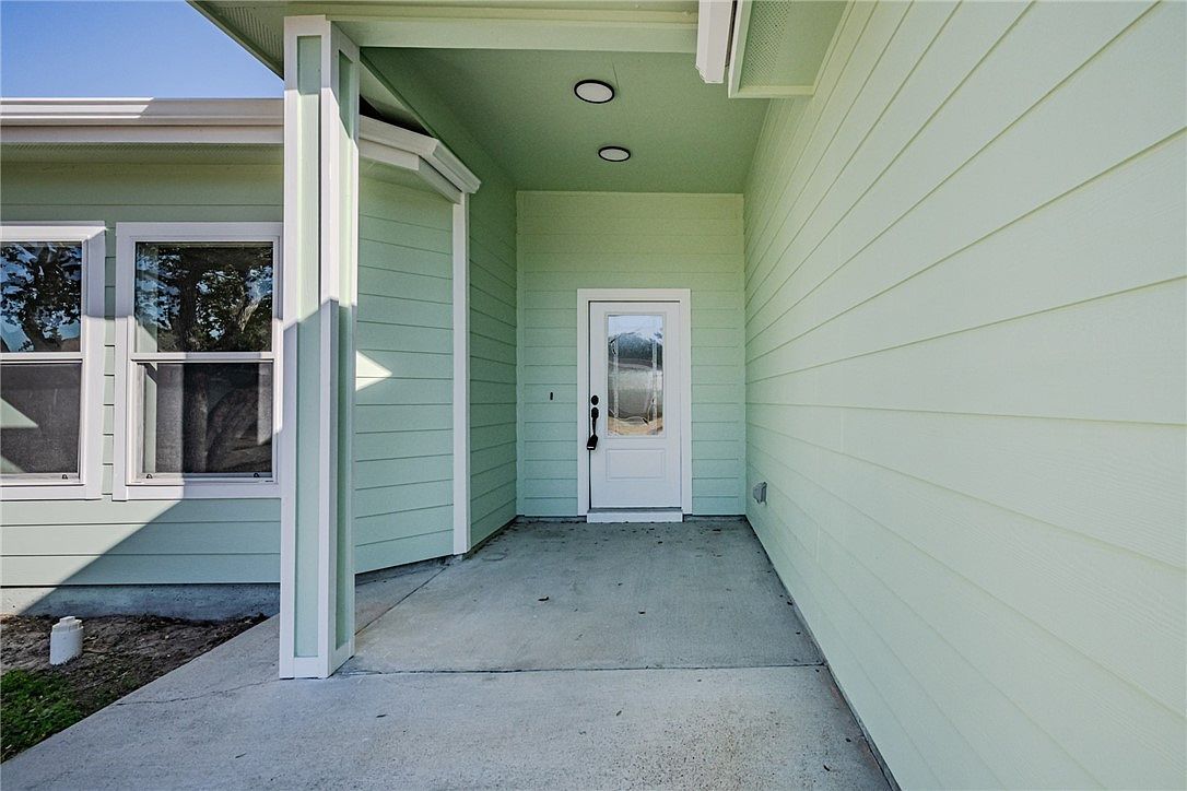 120 Sandollar Cir Fulton, TX 78358 - Thumbnail 3