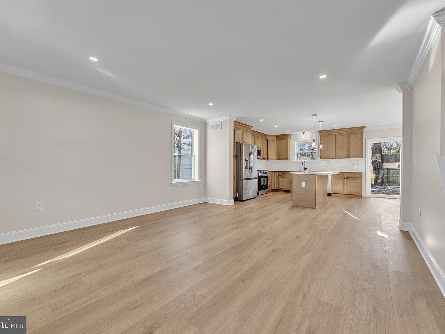 438 4th Ave Deptford, NJ 08096 - Thumbnail 3