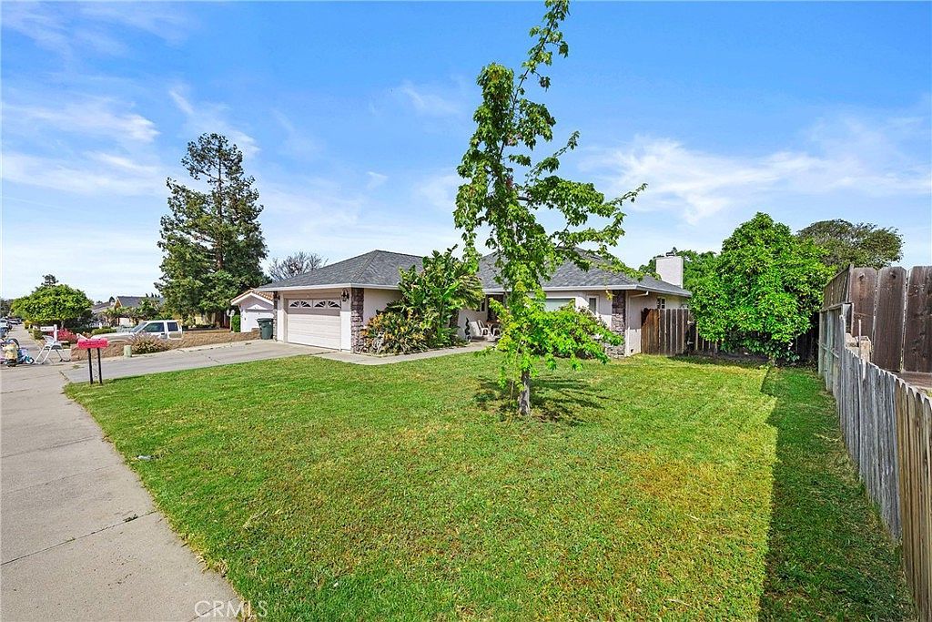 1586 El Camino De Vida Hollister, CA 95023 - Thumbnail 3