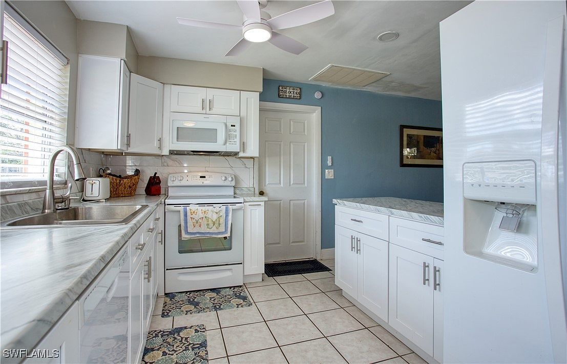 1739 Sandy Cir Cape Coral, FL 33904 - Thumbnail 3