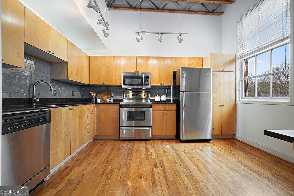 1755 Liberty Ln Roswell, GA 30075 - Thumbnail 3