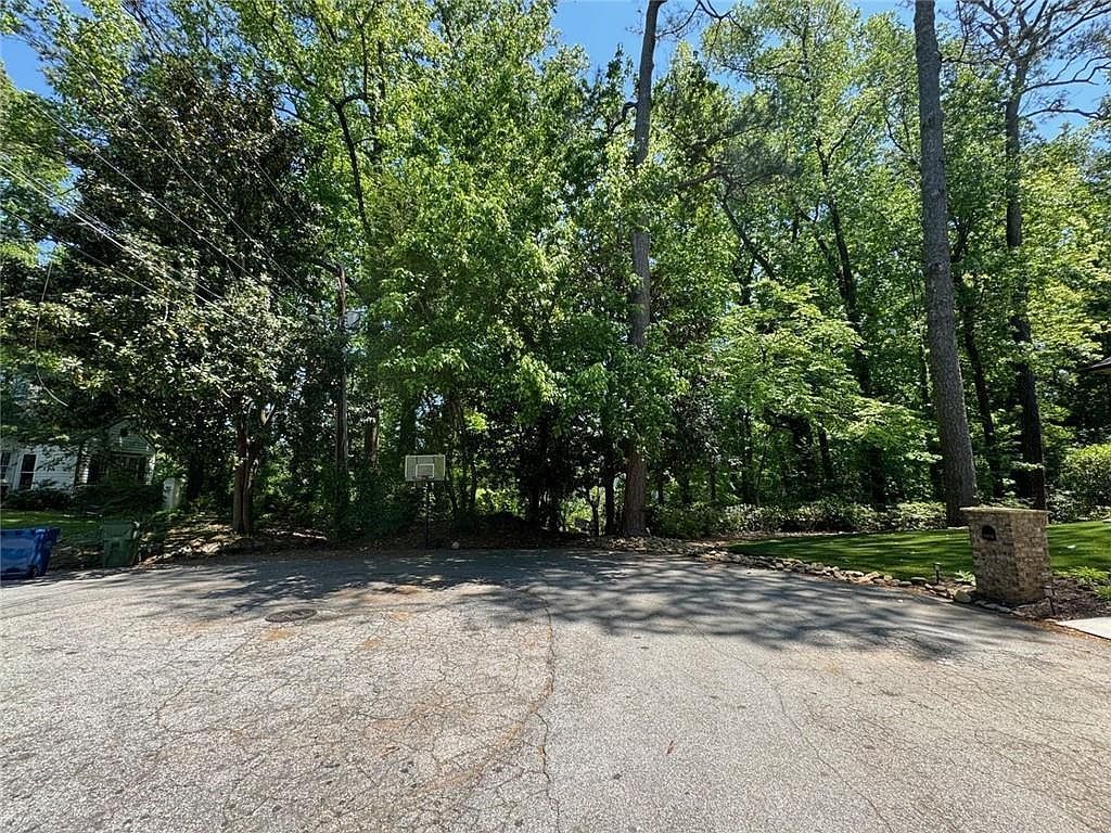 1285 Cumberland Rd NE #2 Atlanta, GA 30306 - Thumbnail 3